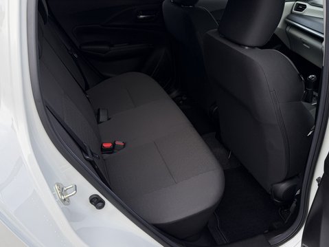 Suzuki Swift 1.2 Mild Hybrid Ultra ALLGRIP 5dr 40