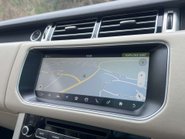 Land Rover Range Rover 3.0 Range Rover Vogue TDV6 Auto 4WD 5dr 22