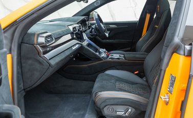 Lamborghini Urus Performante 17