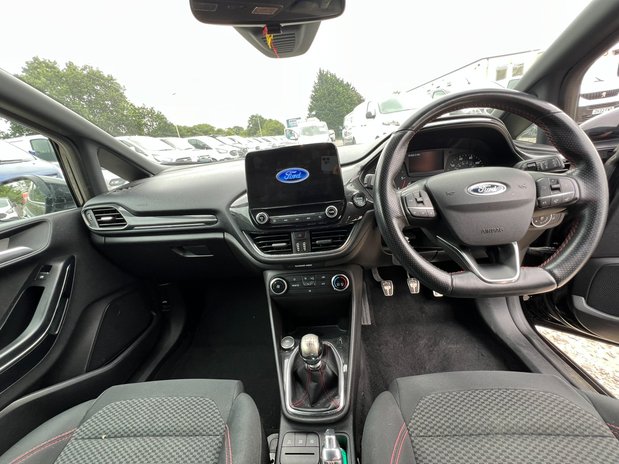 Ford Fiesta SWB (SOLD) L1H1 Low Roof Sport Air Con Alloys EURO 6 NO VAT 23