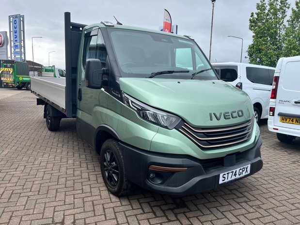 Iveco Daily 2.3 35S16A8 Business Dropside 3750 WB Hi-Matic 1
