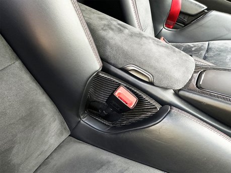 Porsche Cayman GT4 51