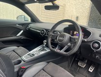 Audi TT 2.0 TFSI 40 S line Coupe 3dr Petrol S Tronic Euro 6 (s/s) (197 ps) 10