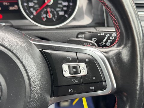 Volkswagen Golf 2.0 TSI BlueMotion Tech GTI Performance DSG Euro 6 (s/s) 3dr 32