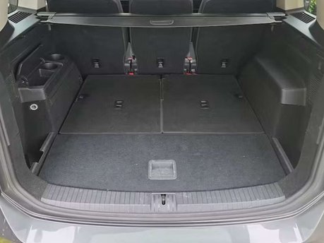 Volkswagen Touran 1.6 TDI BlueMotion Tech SE Family MPV 5dr Diesel DSG Euro 6 (s/s) (115 ps) 26