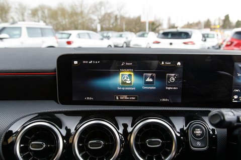 Mercedes-Benz A Class A 200 AMG LINE EXECUTIVE 24