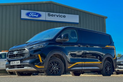 Ford Transit Custom SWB L1H1 Low Roof Trail 320 Air Con Alloys Sensors Cam EURO 6