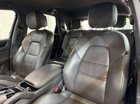 Porsche Cayenne 2.9T V6 S SUV 5dr Petrol TiptronicS 4WD Euro 6 (s/s) (440 ps) 6