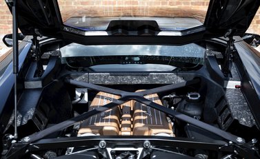 Lamborghini Huracan LP640-4 Performante 26