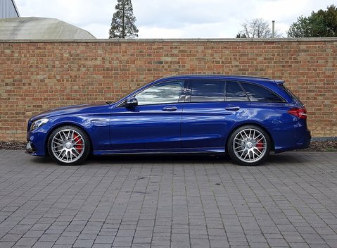 Mercedes-Benz C Class C63 S Estate 23