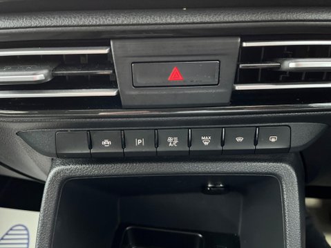 Ford Grand Tourneo Connect 2.0 EcoBlue Active DCT Euro 6 (s/s) 5dr 15