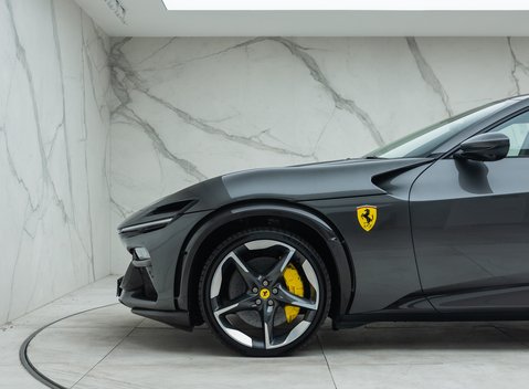 Ferrari Purosangue 44