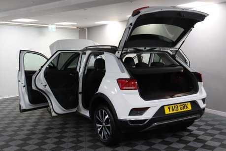 Volkswagen T-Roc DESIGN TSI 21