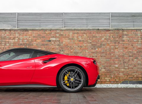 Ferrari 488 GTB 33