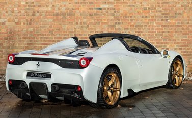 Ferrari 458 Speciale Aperta 7