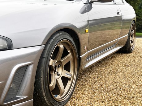 Nissan GT-R R33 V-Spec (Series 3) 20