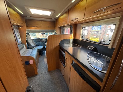 Auto-Trail Tribute T-715 SPORT EDITION FIXED BED LOW PROFILE 24