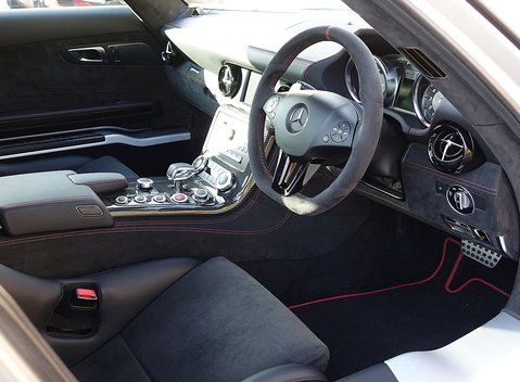 Mercedes-Benz SLS AMG Black Series 17