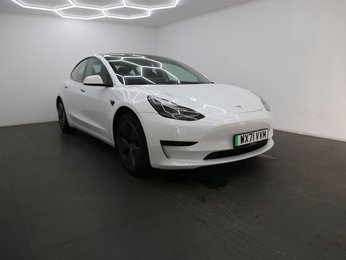 Tesla Model 3 Standard Range Plus Auto RWD 4dr