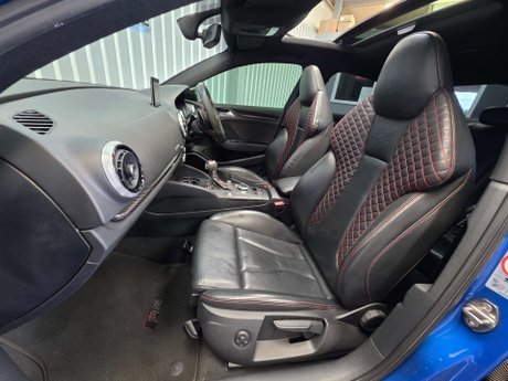 Audi RS3 2.5 TFSI Audi Sport Edition Saloon 4dr Petrol S Tronic quattro Euro 6 (s/s) 6