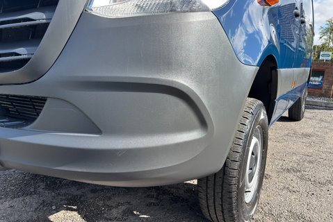 Mercedes-Benz Sprinter 316 Cdi Mwb Lr 4x4 Panel Van - Diff Lock / Low Range / Rear Camera 24