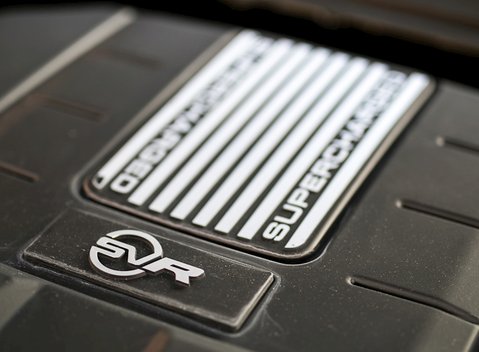 Land Rover Range Rover Sport SVR 29