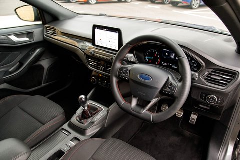 Ford Focus ST-LINE 4