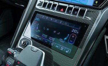 Lamborghini Urus Performante 22