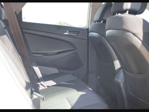 Hyundai TUCSON 1.6 Tucson S Blue Drive 2WD GDi 5dr 13