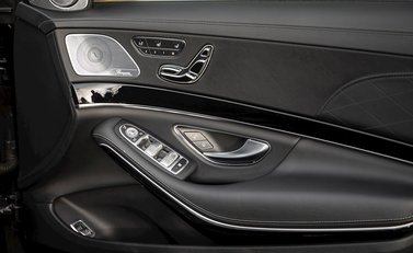 Mercedes-Benz M Class S650 30