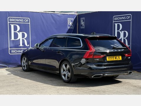 Volvo V90 2.0 D4 R-Design Estate 5dr Diesel Auto Euro 6 (s/s) (190 ps) 7
