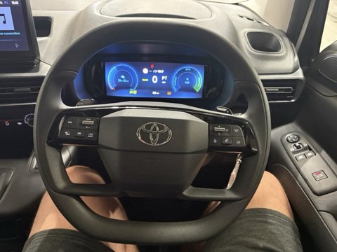Toyota Proace City L2 ICON 14
