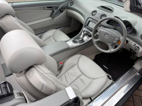 Mercedes-Benz SL Series 3.5 SL350 7G-Tronic 2dr 61