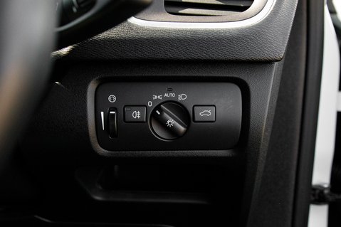 Volvo V40 D3 INSCRIPTION 15