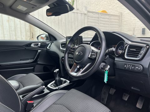 Kia Ceed 1.6 CRDi 3 Hatchback 5dr Diesel Manual Euro 6 (s/s) (114 bhp) 18