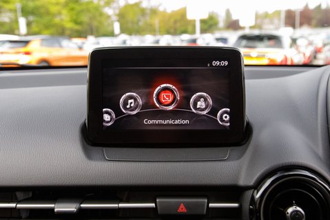 Mazda 2 BLACK PLUS EDITION 21