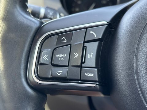 Jaguar F-Pace PORTFOLIO AWD 24