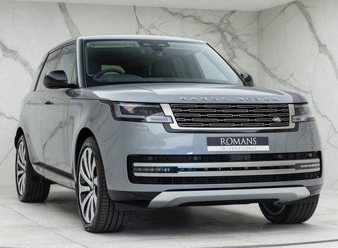 Land Rover Range Rover P400 HSE 1