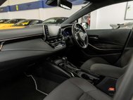 Toyota Corolla 1.8 VVT-h Design Touring Sports 5dr Petrol Hybrid CVT Euro 6 (s/s) (122 ps) 6