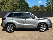 Suzuki Vitara SZ-T BOOSTERJET MHEV 5