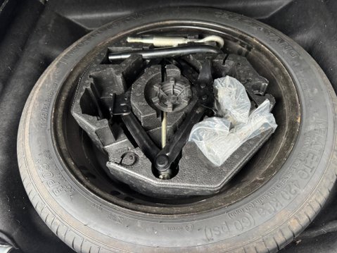 Volvo V90 2.0 D4 Auto AWD Euro 6 (s/s) 5dr 44