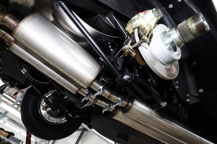 Aston Martin DB6 4.2 Vantage 66