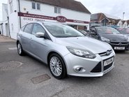 Ford Focus 1.0 ZETEC NAVIGATOR 4