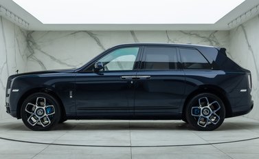 Rolls-Royce Cullinan BLACK BADGE 5