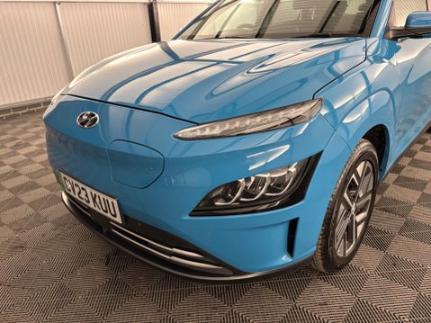 Hyundai KONA 39kWh Premium Auto 5dr (10.5kW Charger) 45
