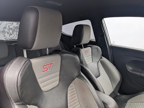 Ford Fiesta ST-3 9