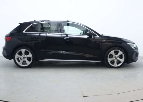 Audi A3 1.0 A3 Sportback 30 TFSI MHEV S Line Semi-Auto 5dr 12