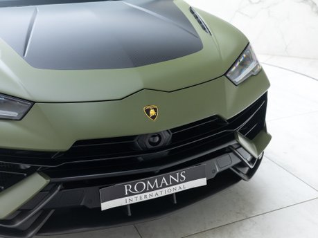 Lamborghini Urus PERFORMANTE 