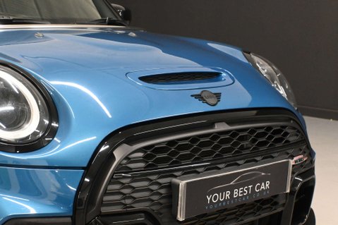 Mini Hatch 2.0 Cooper S Sport Auto 3dr 21