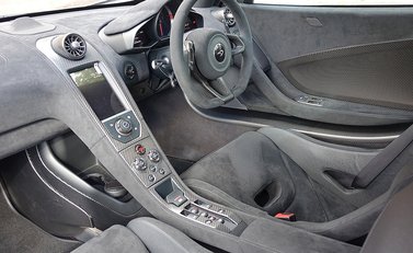 McLaren 675 LT Spider 9